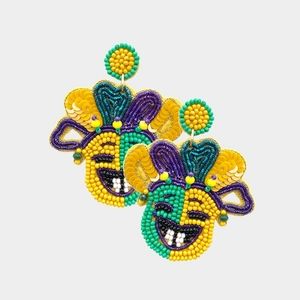 Gold Purple Green Beaded Mask Felt Mardi Gras Statement Parade Dangle Earrings 1